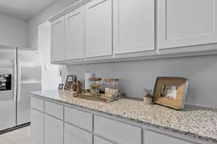 1104 Belhaven St, Granbury, TX 76048 - Photo 6