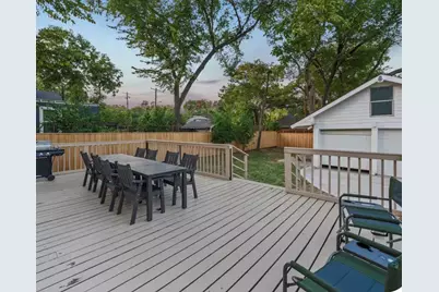 1143 Kings Highway, Dallas, TX 75208 - Photo 18