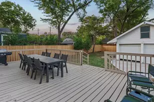 1143 Kings Hwy, Dallas, TX 75208 - Photo 18