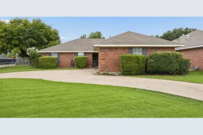 301 Southlake Drive, Forney, TX 75126 - Photo 2
