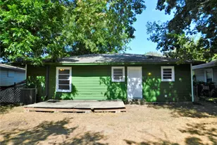 2212 Denison St, Denton, TX 76201 - Photo 18