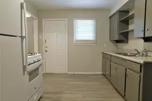 2212 Denison St, Denton, TX 76201 - Photo 14