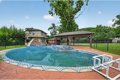14126 Brookridge Circle, Dallas, TX 75254 - Photo 32