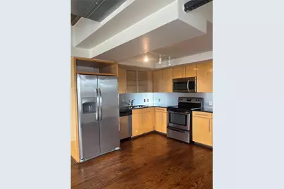 329 E Colorado Boulevard #404, Dallas, TX 75203 - Photo 6
