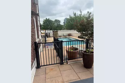 329 E Colorado Boulevard #404, Dallas, TX 75203 - Photo 32