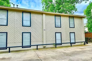 705 Gregg St, Denton, TX 76201 - Photo 1