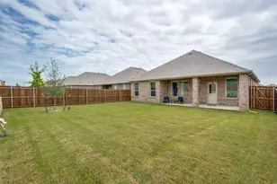 2004 Adams Dr, Little Elm, TX 75068 - Photo 22