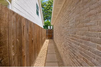 3332 W 4th Street, Fort Worth, TX 76107 - Photo 38