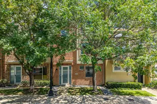 2702 Floyd St, Dallas, TX 75204 - Photo 2
