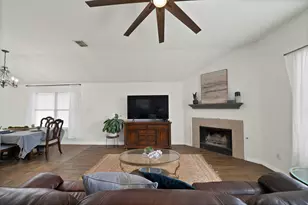 8537 Cactus Flower Dr, Fort Worth, TX 76131 - Photo 10