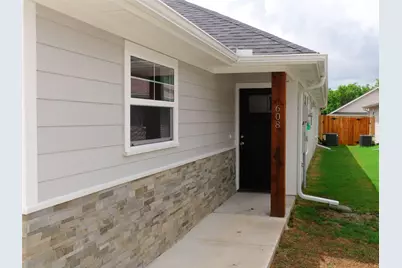 608 E College Street #610, Sherman, TX 75090 - Photo 2