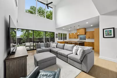 10450 Solta Drive, Dallas, TX 75218 - Photo 6