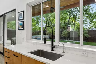 10450 Solta Dr, Dallas, TX 75218 - Photo 14