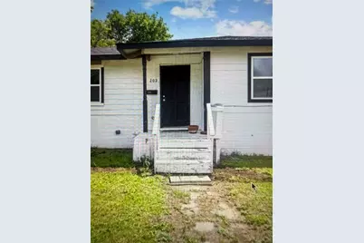 202 N Commerce Street, Mart, TX 76664 - Photo 1