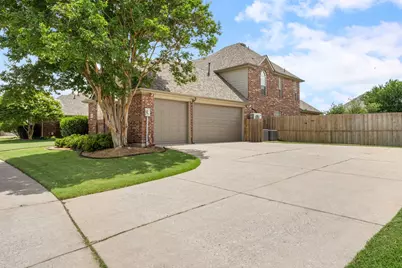 5904 Crestberry Lane, Sachse, TX 75048 - Photo 4