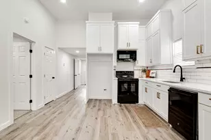 904 S Anglin St, Cleburne, TX 76031 - Photo 18