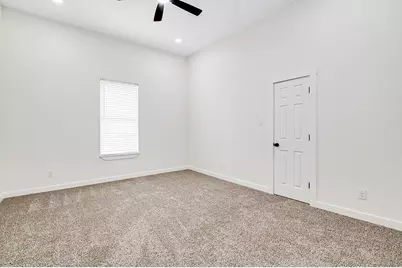 904 S Anglin Street, Cleburne, TX 76031 - Photo 18