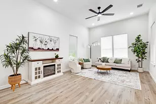 904 S Anglin St, Cleburne, TX 76031 - Photo 6