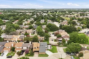 1813 Greenspring Cir, Garland, TX 75044 - Photo 24