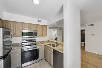 5200 Martel Avenue #7D, Dallas, TX 75206 - Photo 6