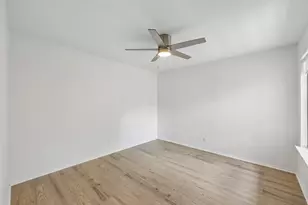 5200 Martel Ave, Dallas, TX 75206 - Photo 14