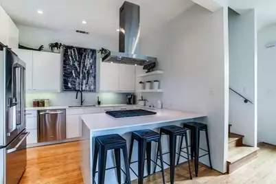 4401 Roseland Avenue #B, Dallas, TX 75204 - Photo 4