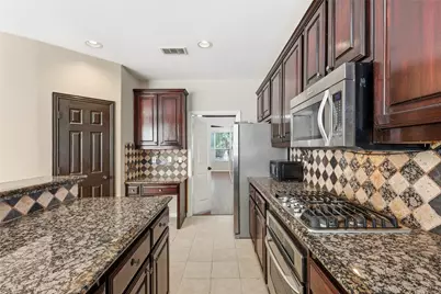 1229 Tioga Drive, Irving, TX 75063 - Photo 10