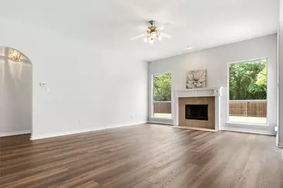 135 Springtree Street, Denton, TX 76209 - Photo 10