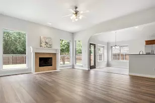 135 Springtree St, Denton, TX 76209 - Photo 4