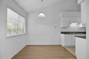 5720 Cedar Creek Dr, Benbrook, TX 76109 - Photo 8