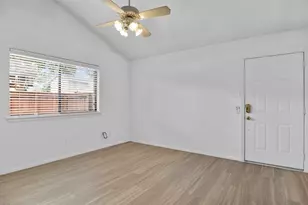 5720 Cedar Creek Dr, Benbrook, TX 76109 - Photo 4