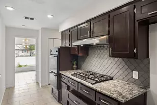 1908 Scarlett Ct, Arlington, TX 76012 - Photo 14