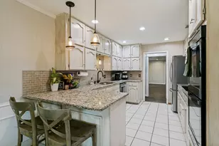 7250 Boca Raton Dr, North Richland Hills, TX 76182 - Photo 10