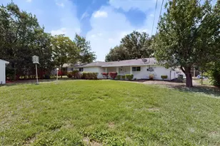 216 Bellvue Dr, Fort Worth, TX 76134 - Photo 32