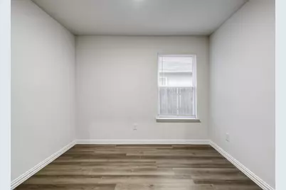 4229 Spring Avenue, Dallas, TX 75210 - Photo 6