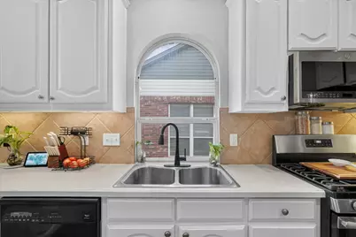 8868 Trace Ridge Parkway, Fort Worth, TX 76244 - Photo 14