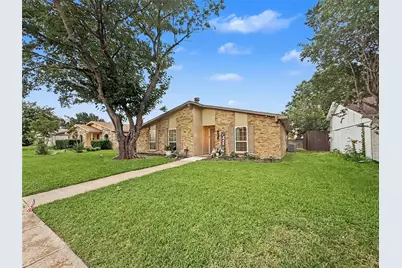 2910 Sweet Gum Street, Garland, TX 75044 - Photo 2
