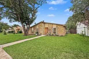 2910 Sweet Gum St, Garland, TX 75044 - Photo 2