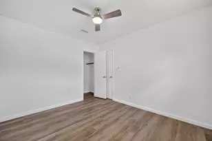2102 Jeannette Ct, Arlington, TX 76010 - Photo 30