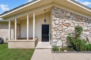 2102 Jeannette Ct, Arlington, TX 76010 - Photo 2