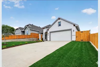 2112 NW 22nd, Fort Worth, TX 76164 - Photo 2