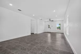 2112 NW 22nd, Fort Worth, TX 76164 - Photo 4