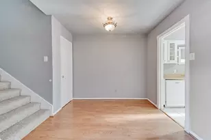 1809 E Grauwyler Rd, Irving, TX 75061 - Photo 6