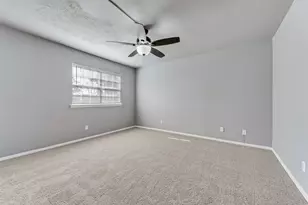 1809 E Grauwyler Rd, Irving, TX 75061 - Photo 10