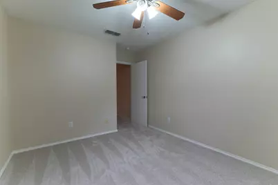 633 Manchester Drive, Mansfield, TX 76063 - Photo 12