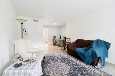 3031 Mahanna Springs Drive #B, Dallas, TX 75235 - Photo 4