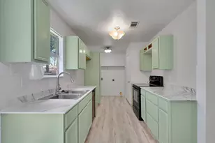3836 Carver Pl, Irving, TX 75061 - Photo 4
