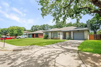 3836 Carver Place, Irving, TX 75061 - Photo 1