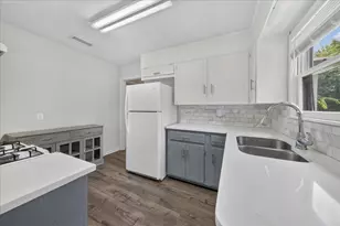 307 Norwood Dr, Hurst, TX 76053 - Photo 10