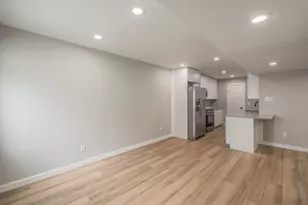 717 Cain St, Lake Dallas, TX 75065 - Photo 10